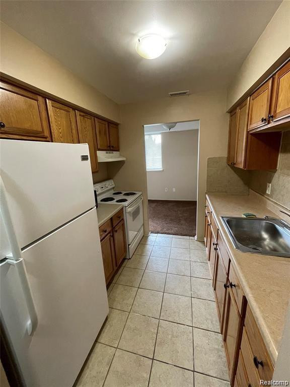 30056 W 12 MILE Road, 73, Farmington Hills, MI 48334 — Photo 3