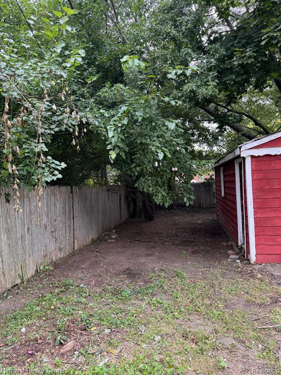7385 EVERGREEN Avenue, Detroit, MI 48228 — Photo 12