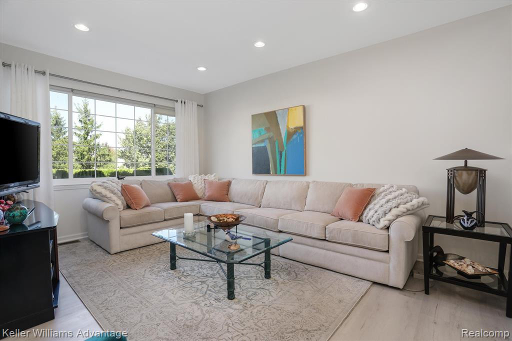 41741 MITCHELL Road, Novi, MI 48377 — Photo 8