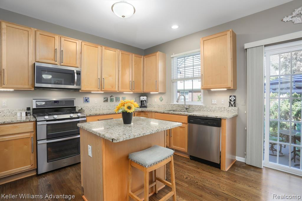 41741 MITCHELL Road, Novi, MI 48377 — Photo 12