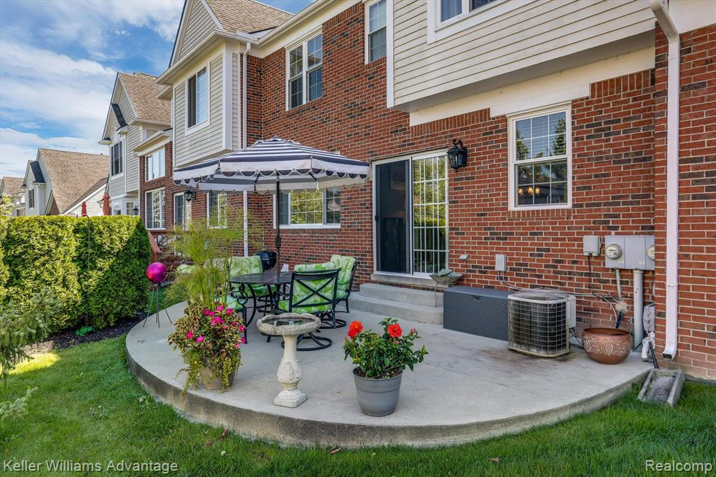 41741 MITCHELL Road, Novi, MI 48377 — Photo 32