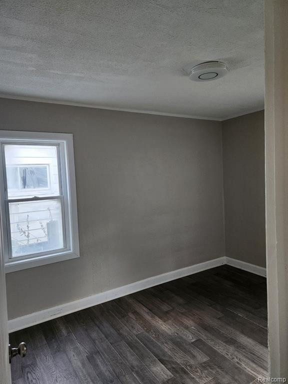 6491 RUTLAND Street, Detroit, MI 48228 — Photo 8