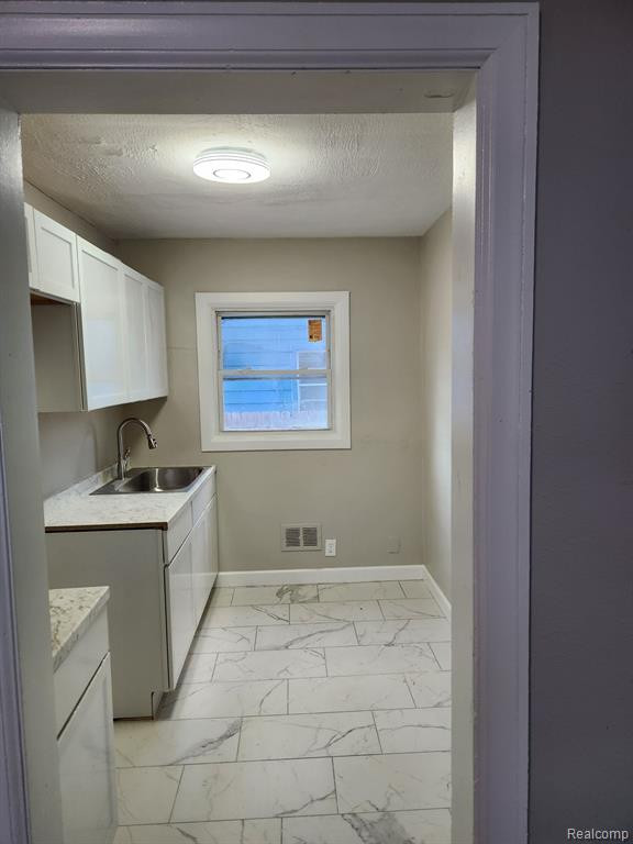 6491 RUTLAND Street, Detroit, MI 48228 — Photo 9