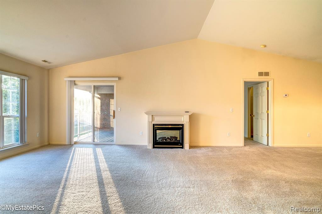 16873 CARRIAGE Way, Northville, MI 48168 — Photo 4