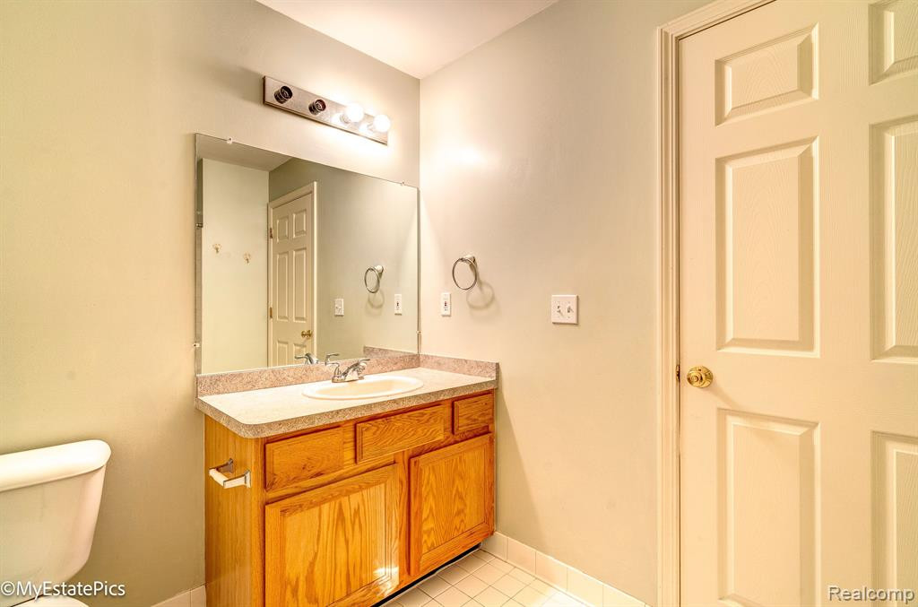 16873 CARRIAGE Way, Northville, MI 48168 — Photo 9