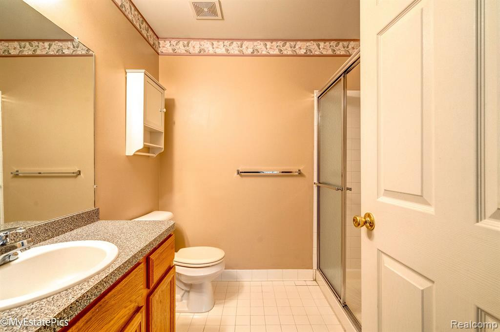 16873 CARRIAGE Way, Northville, MI 48168 — Photo 13