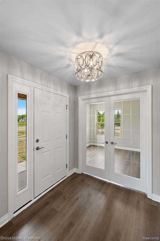 46710 EMERALD CREEK Drive, Shelby Twp, MI 48315 — Photo 14