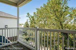 5643 TWIN OAKS Drive, 159, Sterling Heights, MI 48314 — Photo 8