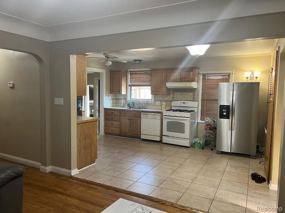 546 N MILDRED Street, Dearborn, MI 48128 — Photo 8