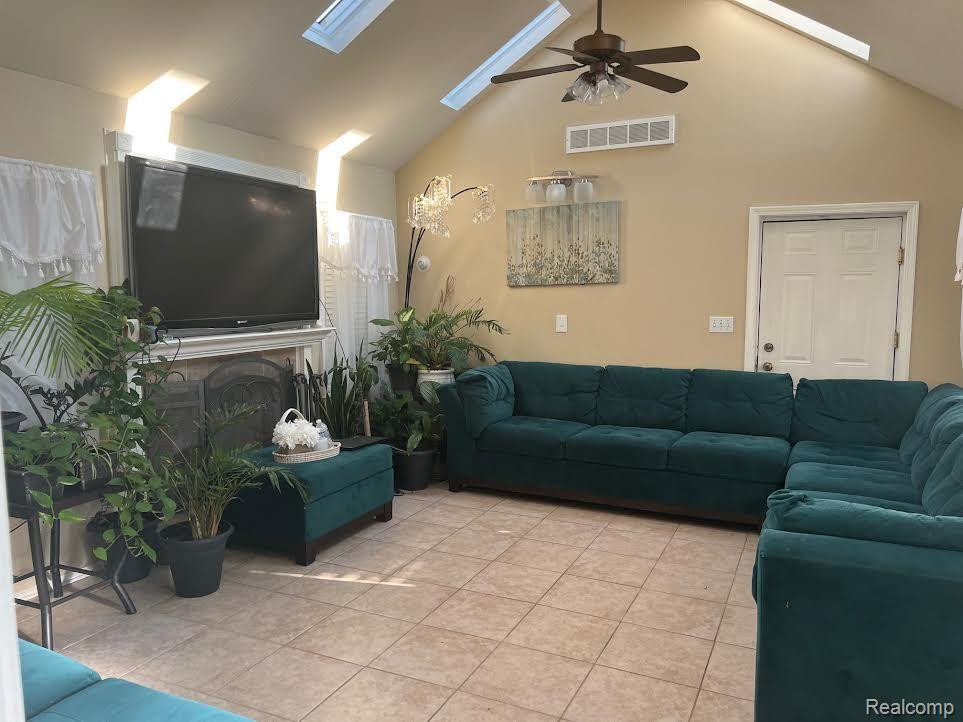546 N MILDRED Street, Dearborn, MI 48128 — Photo 18