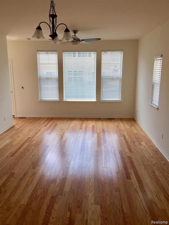 3135 CHAMBERS W, Wixom, MI 48393 — Photo 4