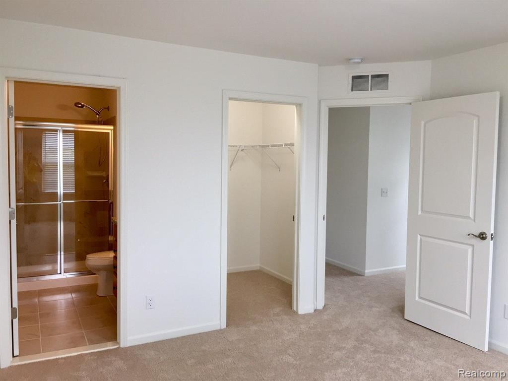 3135 CHAMBERS W, Wixom, MI 48393 — Photo 11