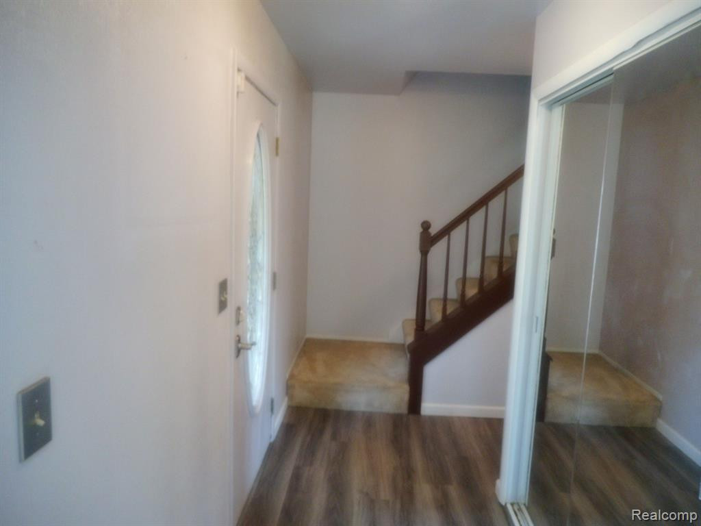 2827 TORREY Avenue, Ann Arbor, MI 48108 — Photo 10