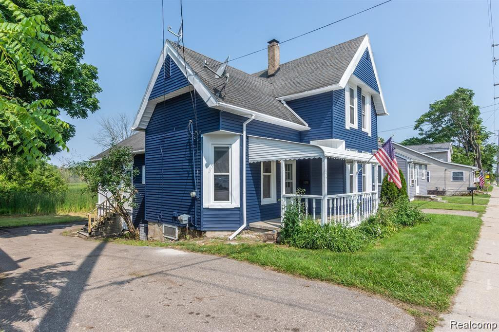 307 N SAGINAW Street, Holly, MI 48442 — Photo 17