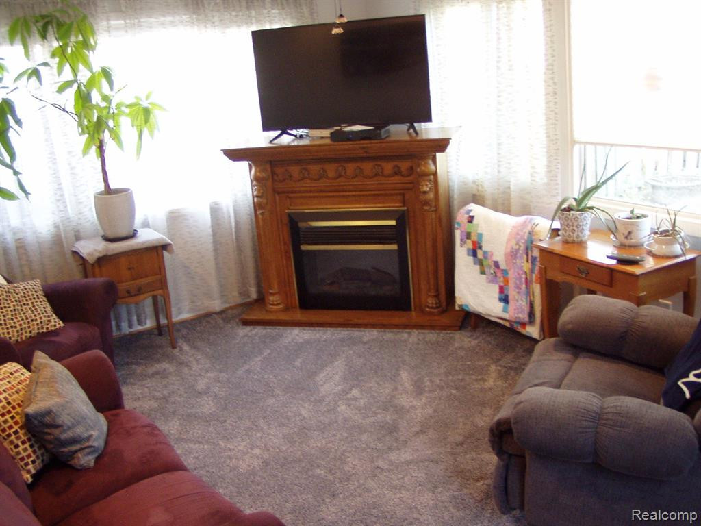 5101 CLIPPERT Street, Dearborn Heights, MI 48125 — Photo 13