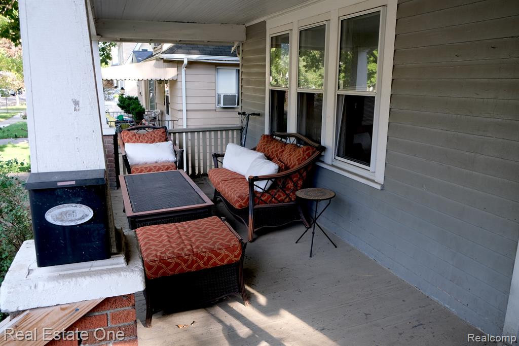 454 E breckenridge S, Ferndale, MI 48220 — Photo 3