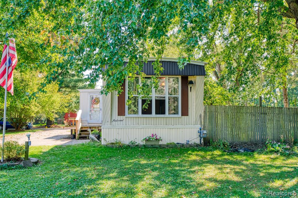 15337 KATHRYN, Pinckney, MI 48169 — Photo 4