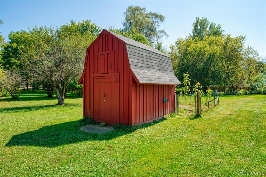 15337 KATHRYN, Pinckney, MI 48169 — Photo 6