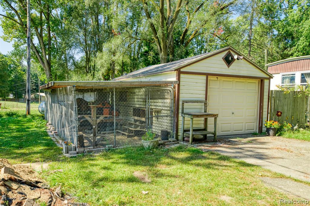 15337 KATHRYN, Pinckney, MI 48169 — Photo 10
