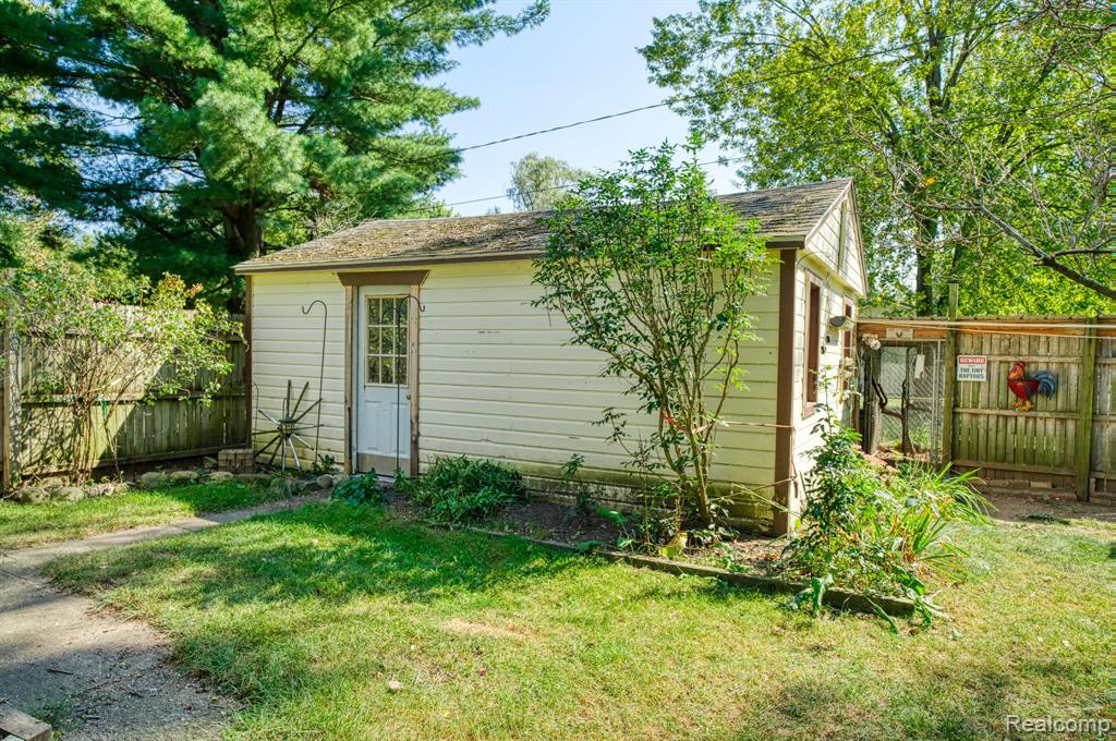 15337 KATHRYN, Pinckney, MI 48169 — Photo 32