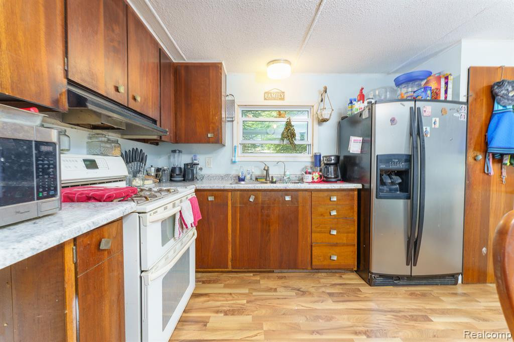 15341 KATHRYN, Pinckney, MI 48169 — Photo 19