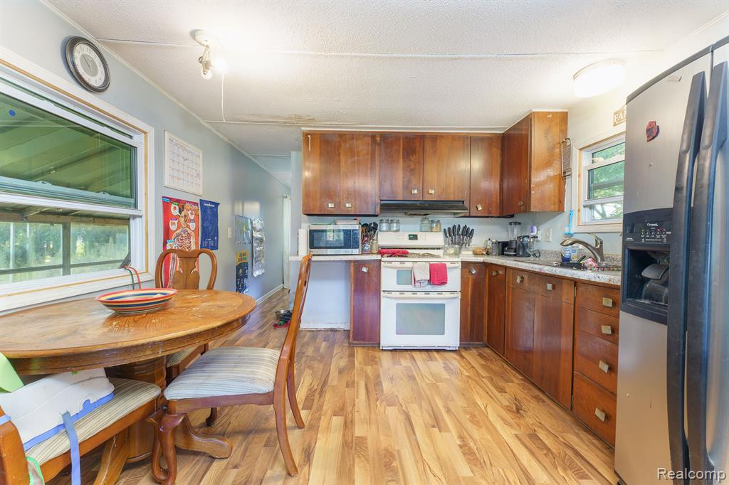 15341 KATHRYN, Pinckney, MI 48169 — Photo 20
