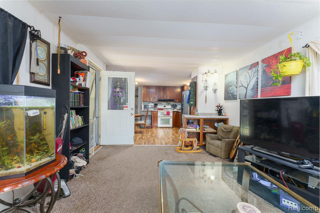 15341 KATHRYN, Pinckney, MI 48169 — Photo 21
