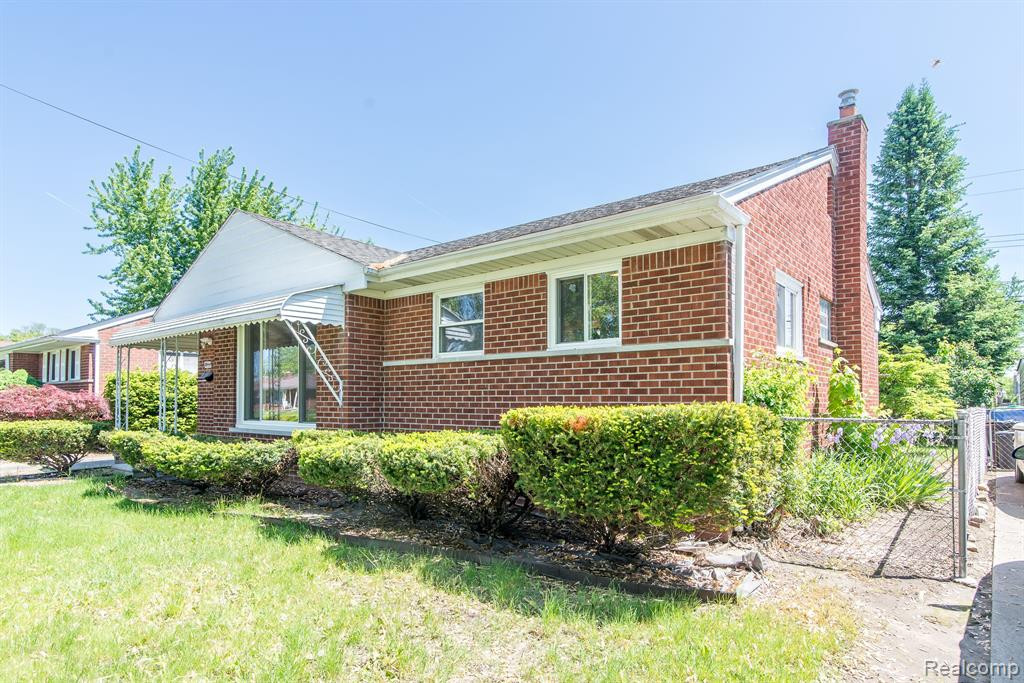 8444 Dixie Lane, Dearborn Heights, MI 48127 — Photo 31