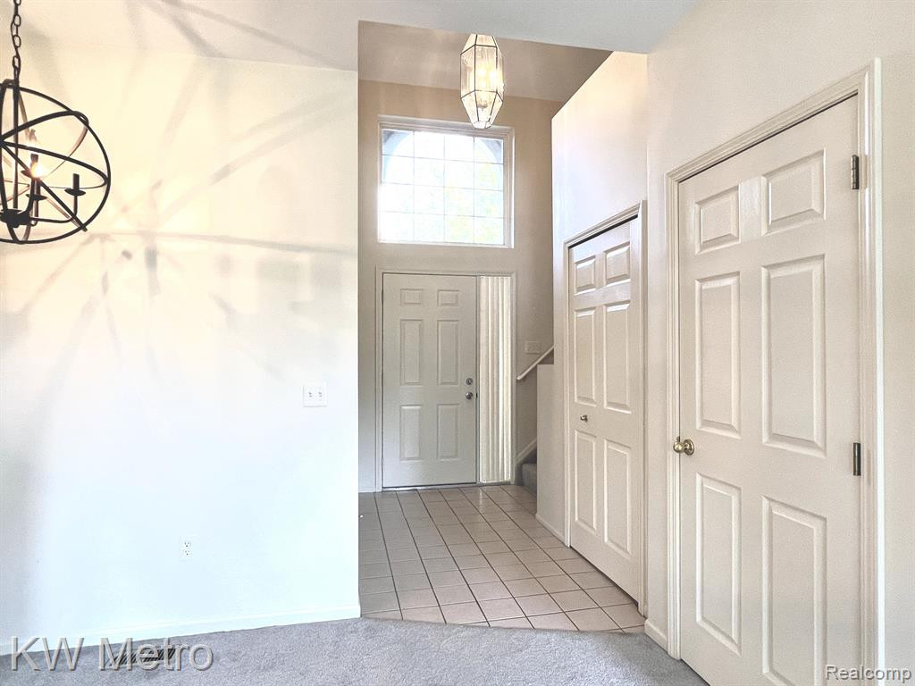 43121 PROVIDENCE Lane, Canton, MI 48188 — Photo 4