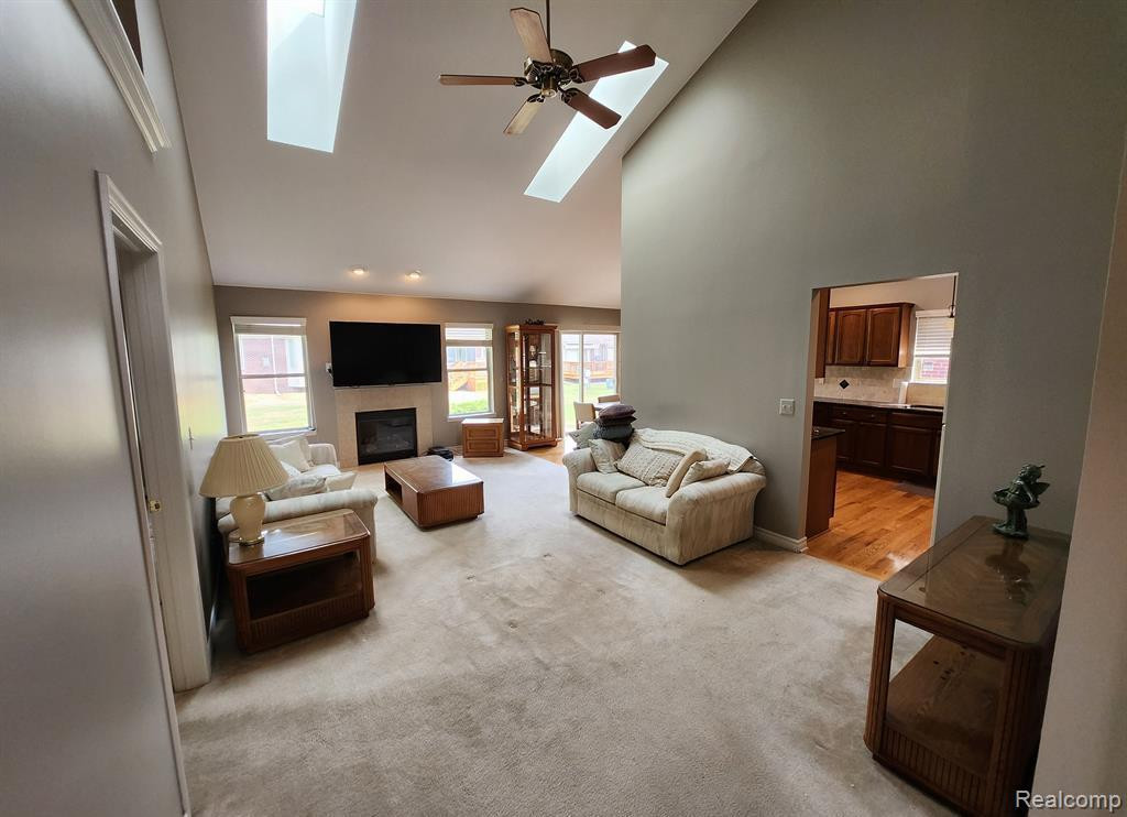 6869 N CENTRAL Park, Shelby Twp, MI 48317 — Photo 7