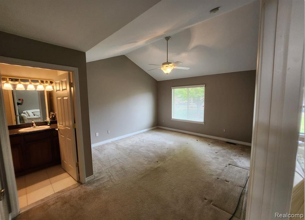 6869 N CENTRAL Park, Shelby Twp, MI 48317 — Photo 8