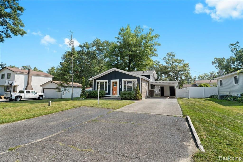 4397 CEDAR Avenue, West Bloomfield, MI 48323 — front exterior