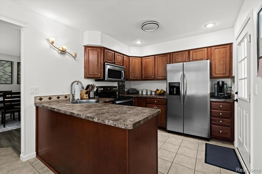 4397 CEDAR Avenue, West Bloomfield, MI 48323 — Photo 16