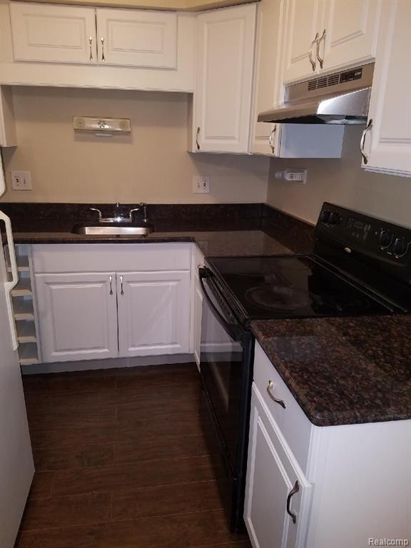 7624 MANOR Circle Unit##202 Circle, Westland, MI — Photo 8