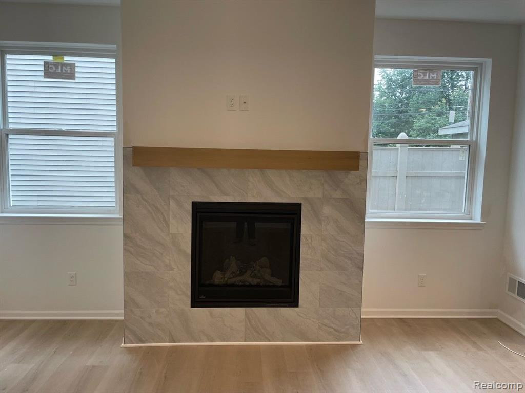 448 W Elza Avenue, Hazel Park, MI 48030 — Photo 5