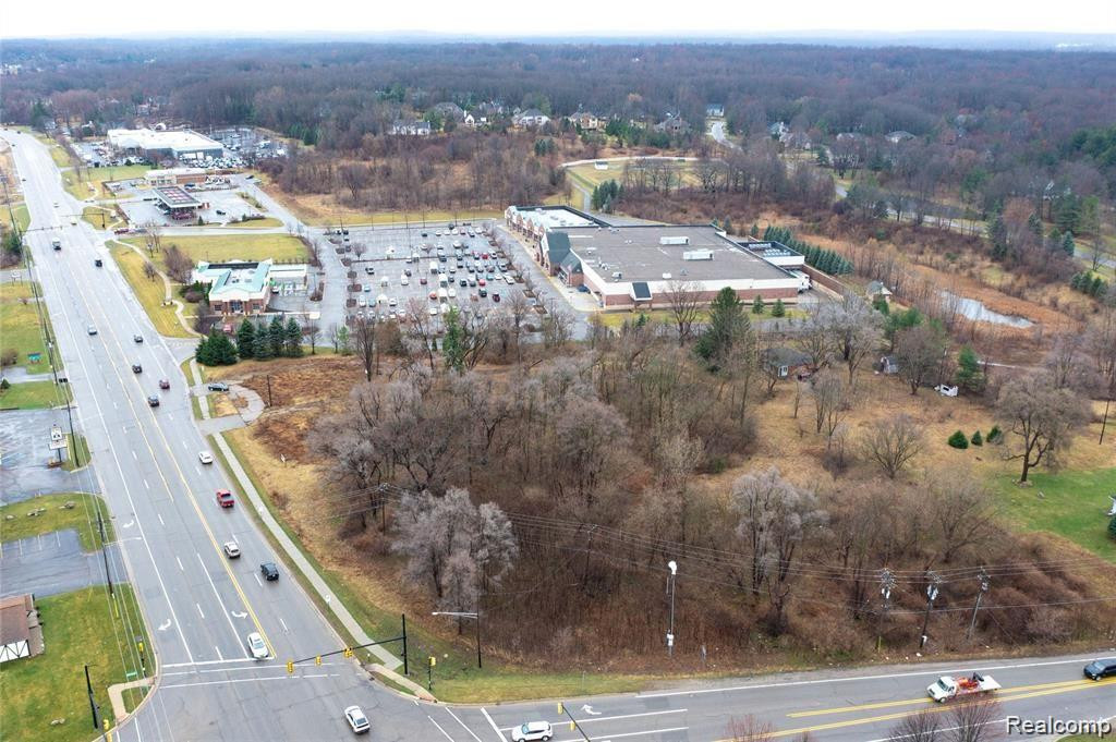 4756 Robertson Road, Middleville, MI, 49333