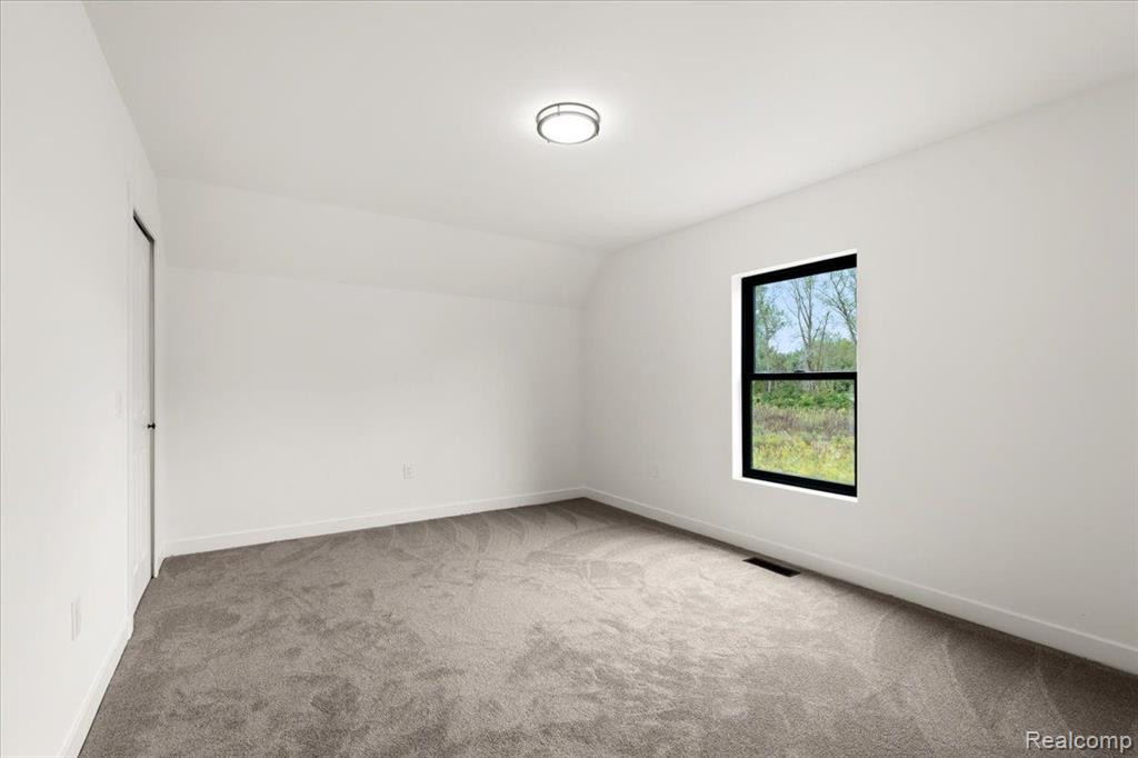 11945 OELKE Road, Maybee, MI — Photo 46