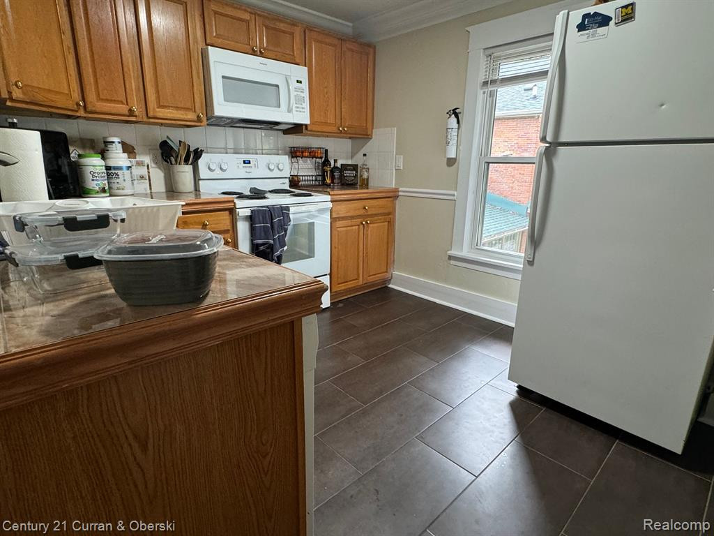 965 Washtenaw rd, Ypsilanti, MI 48197 — Photo 11
