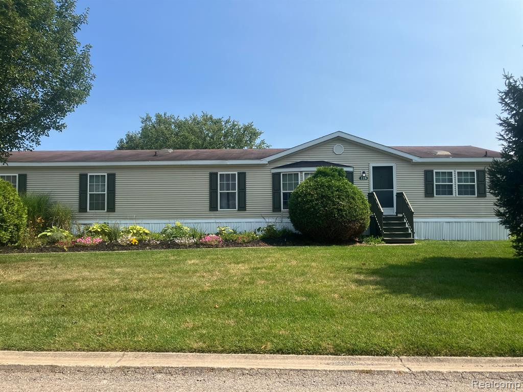 228 Hidden Ridge, Morrice, MI 48857 — front exterior