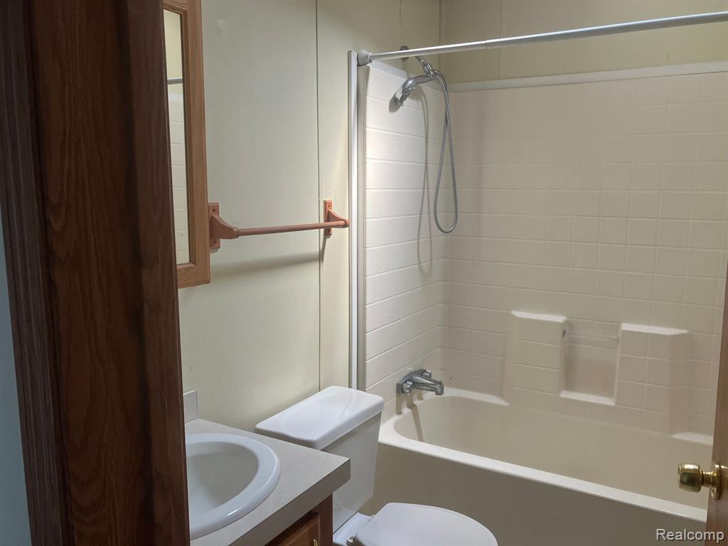 148 Hidden Ridge, Morrice, MI 48857 — Photo 5