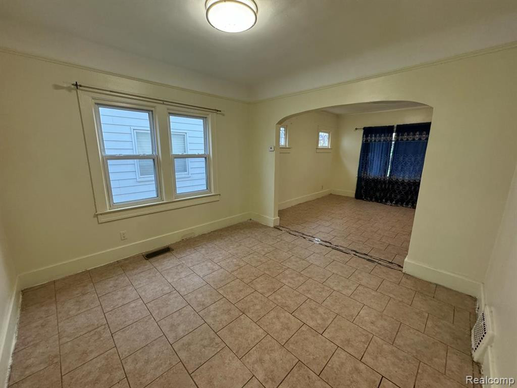 5424 WILLIAMSON Street, Dearborn, MI 48126 — Photo 3