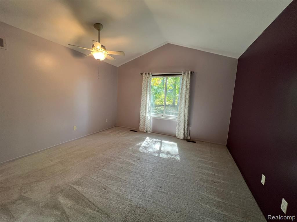 37125 AMHURST Drive, 38, Westland, MI — Photo 18
