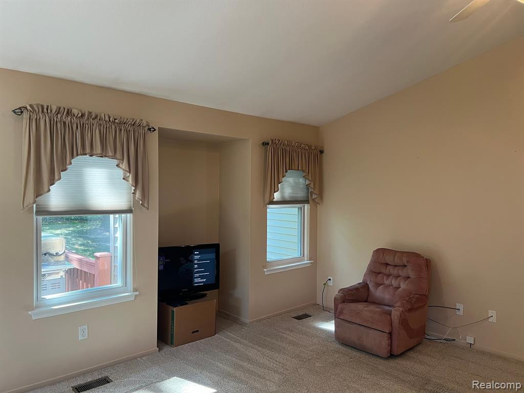 37125 AMHURST Drive, 38, Westland, MI — Photo 36