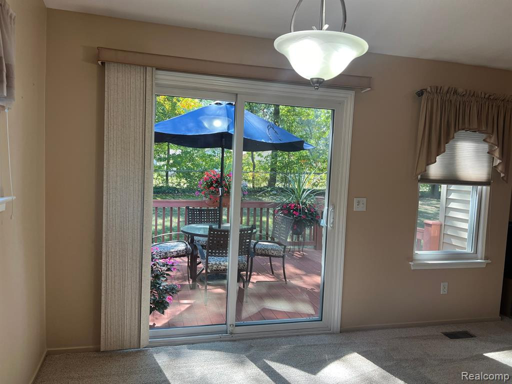 37125 AMHURST Drive, 38, Westland, MI — Photo 37