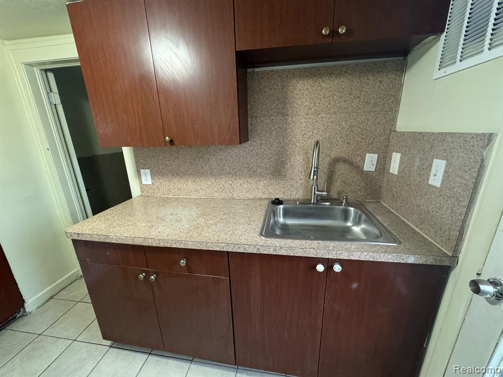5426 WILLIAMSON Street, Dearborn, MI 48126 — Photo 3