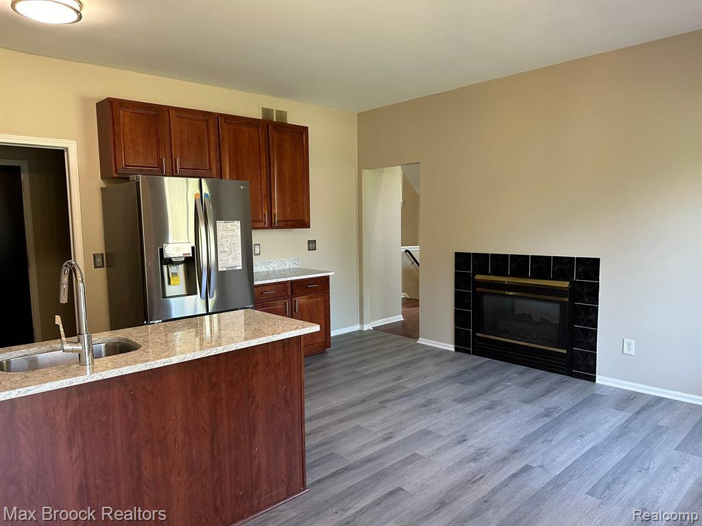 38258 SARATOGA, Farmington Hills, MI 48331 — Photo 4