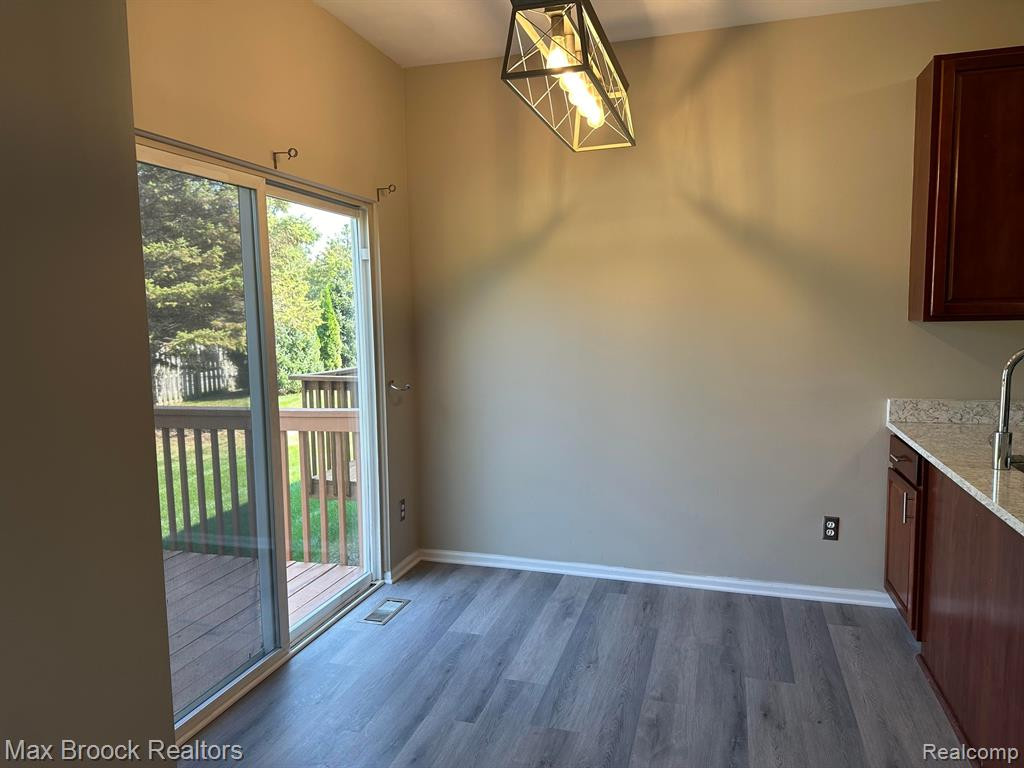 38258 SARATOGA, Farmington Hills, MI 48331 — Photo 8