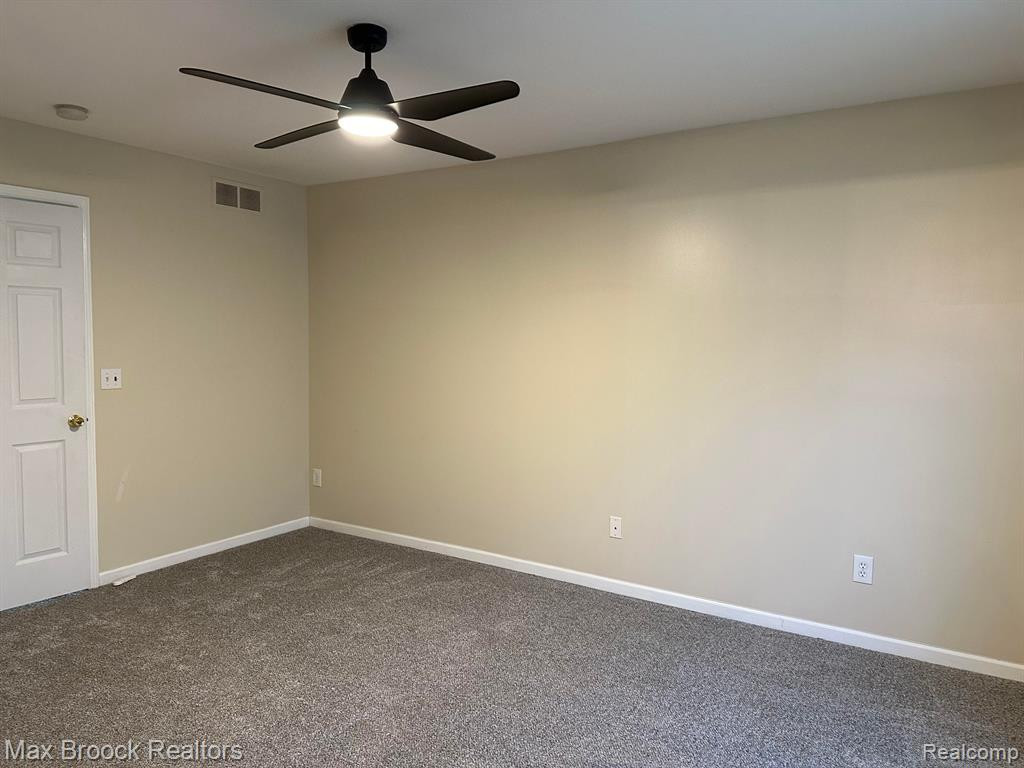 38258 SARATOGA, Farmington Hills, MI 48331 — Photo 13