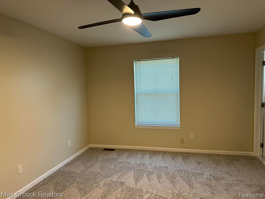 38258 SARATOGA, Farmington Hills, MI 48331 — Photo 14