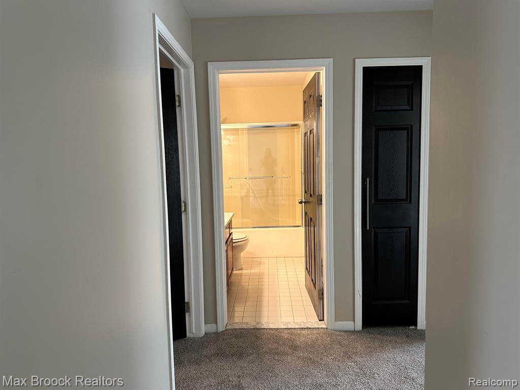 38258 SARATOGA, Farmington Hills, MI 48331 — Photo 16